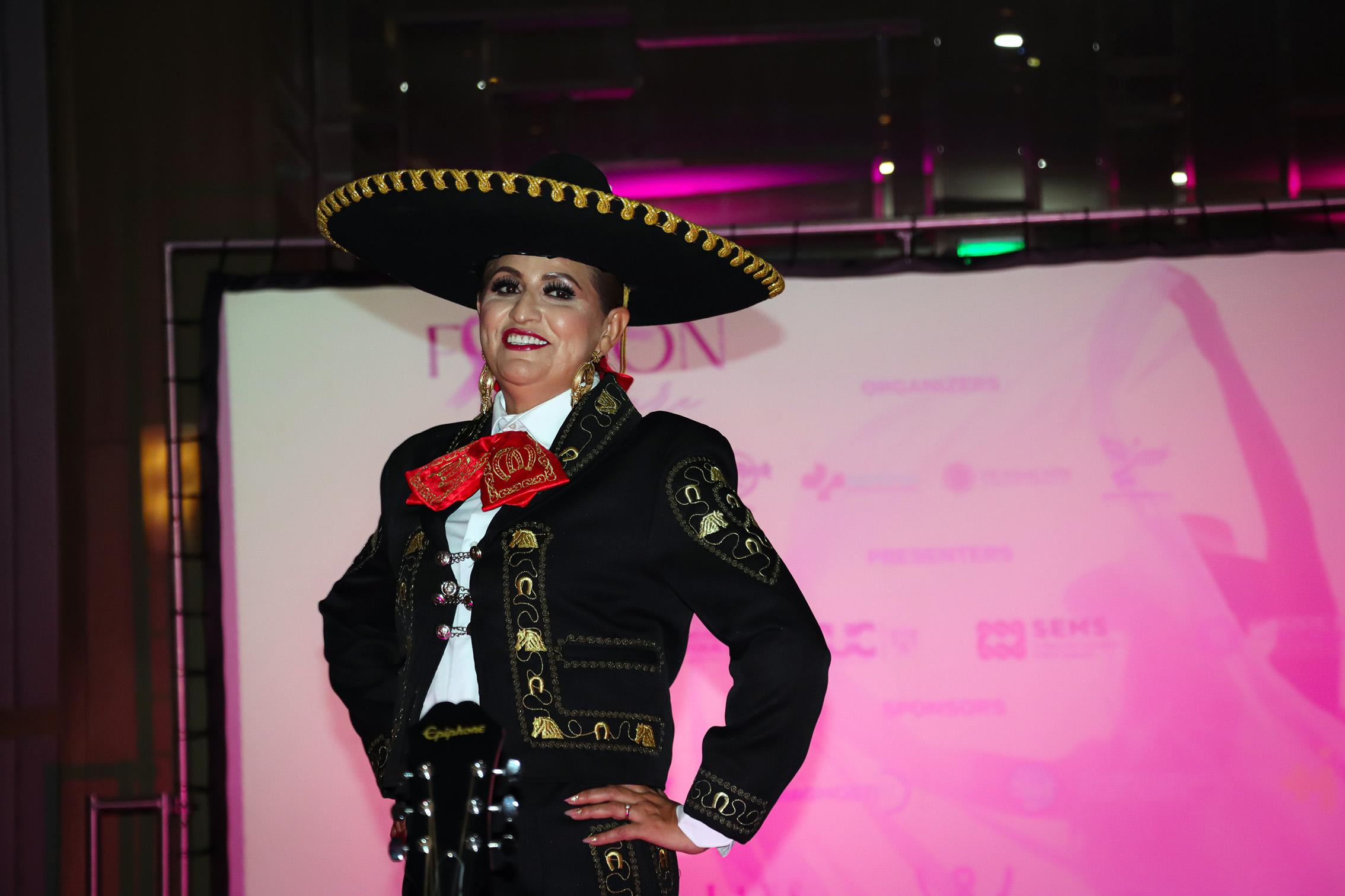 Transforman vida de 17 mujeres sobrevivientes de cáncer de mama 