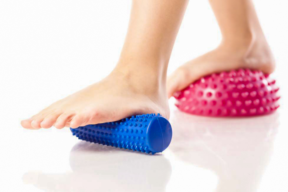 Recomiendan atención desde edades tempranas para detectar pie plano