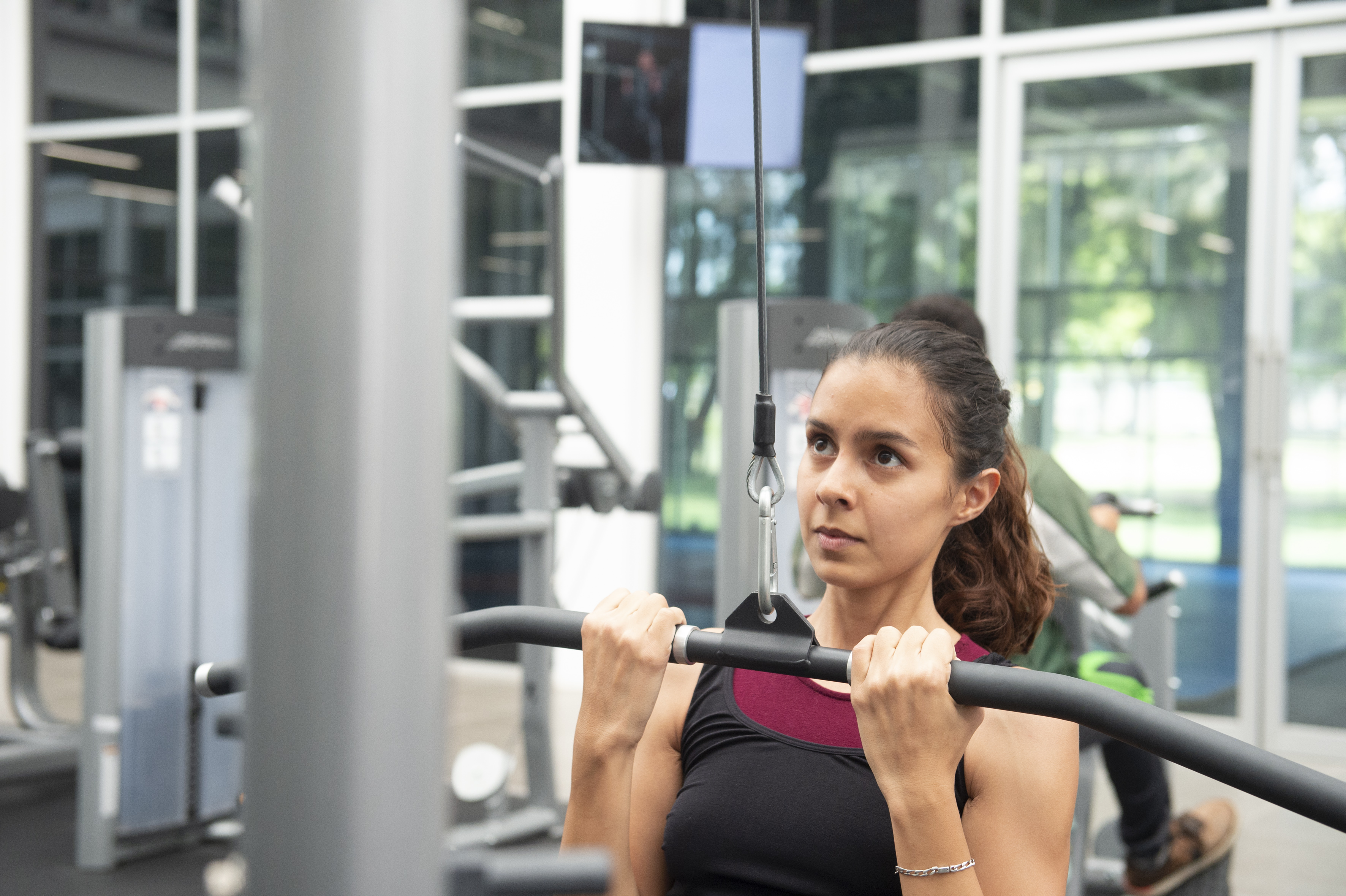 Mayoría de gimnasios carecen de profesionales en la materia