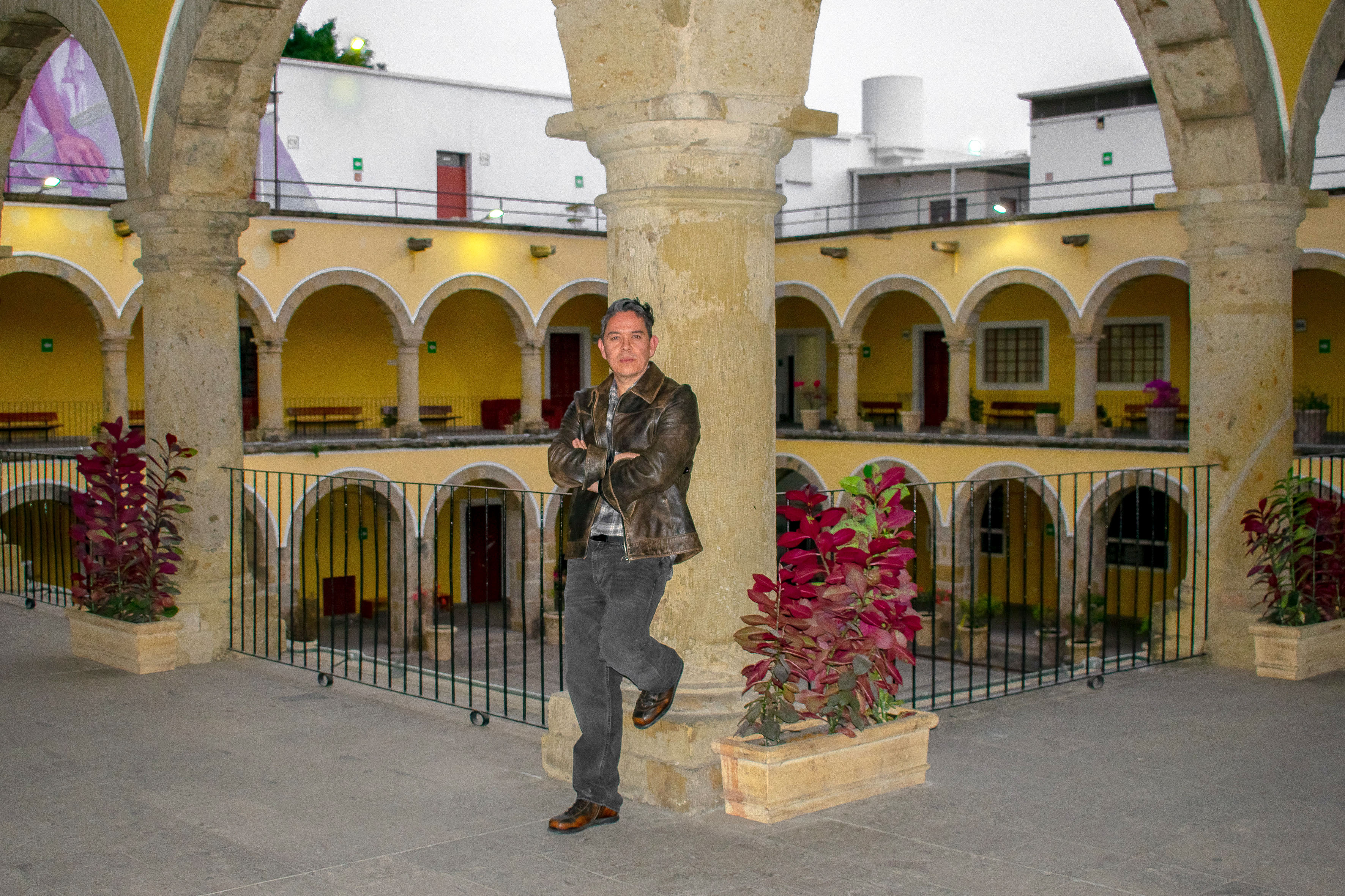 Publican libro que propone elementos artísticos para crear guiones y personajes