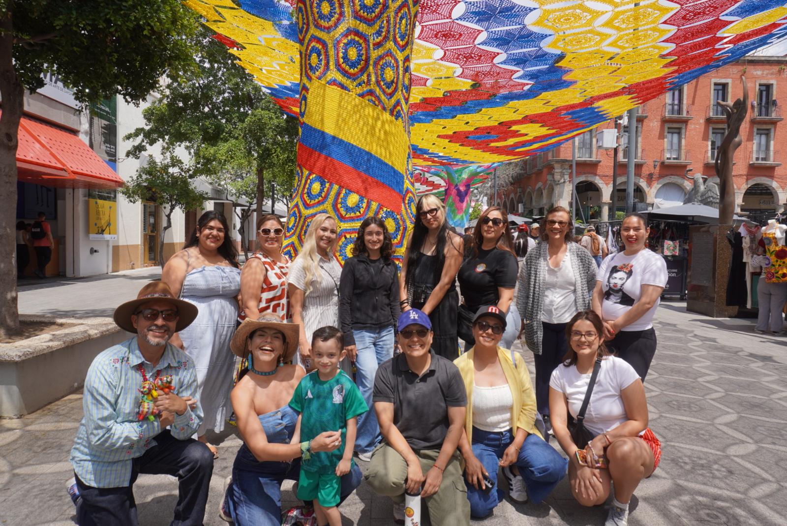 Estudiantes y profesores de Los Ángeles participan en programa de inmersión lingüística y cultural