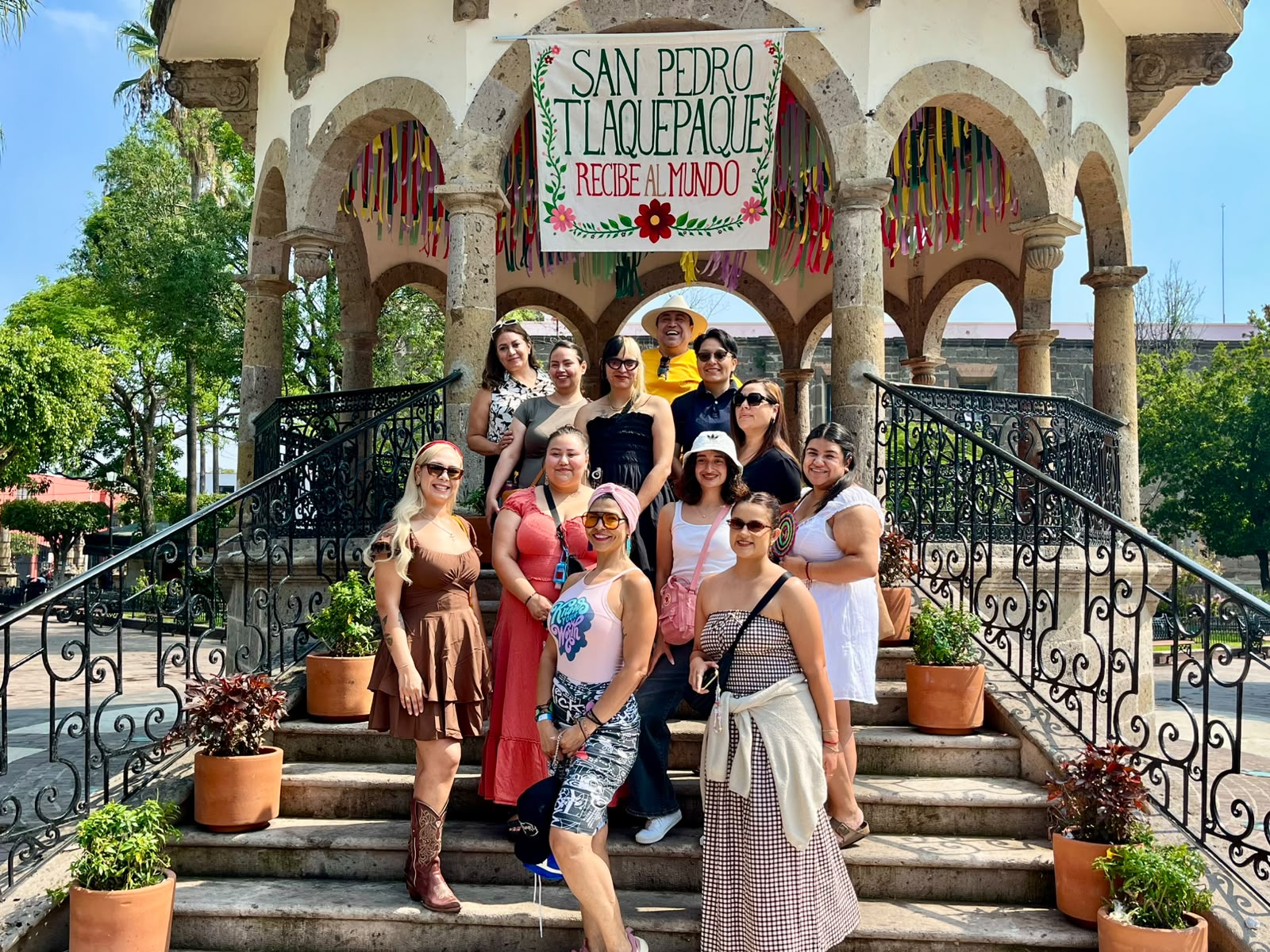 Estudiantes y profesores de Los Ángeles participan en programa de inmersión lingüística y cultural