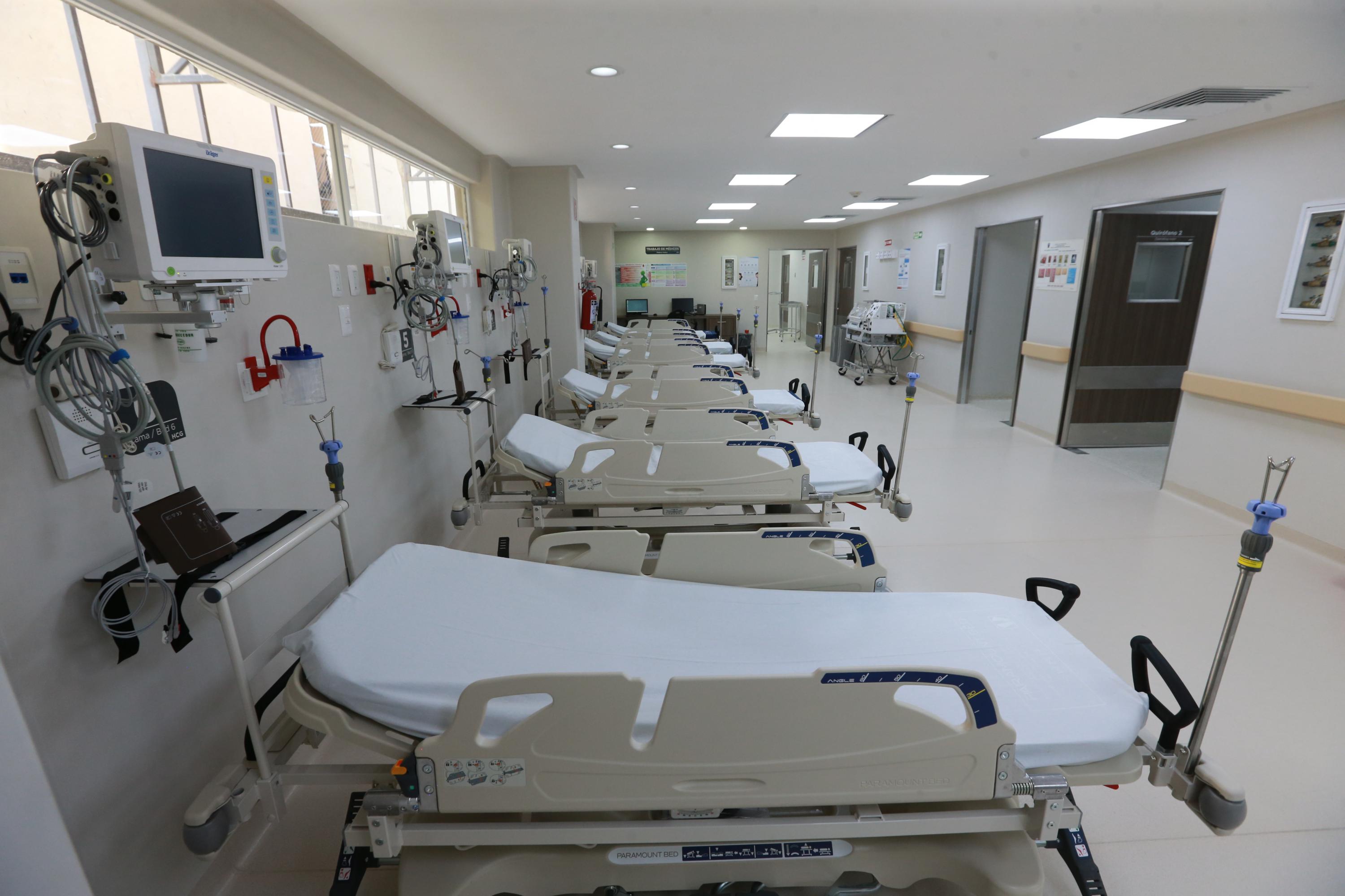 Área de camas de la primera etapa de Alta Especialidad Materno Infantil del Nuevo Hospital Civil de Guadalajara