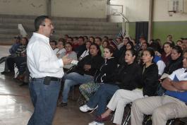  Inicio del ciclo Talleres Preventivos de Seguridad, a la que están convocados padres de familia y estudiantes de primer ingreso de preparatorias en la Universidad de Guadalajara.