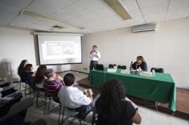 Realizan seminario para cuestionar enfoques de género. 