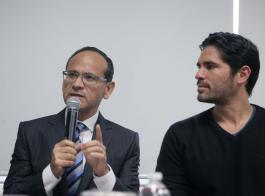 R.P. Detalles de la presentación en el hospital civil de la película  "El gran pequeño"