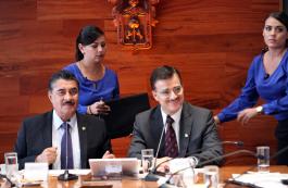 Firma de convenio entre la UdeG y el Ayuntamiento de Guadalajara para unir esfuerzos en torno al Programa Universidad Segura.
