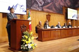 Inauguración del Coloquio Internacional Mathias Goeritz a 100 años.  Presiden Tonatiuh Bravo Padilla  Rector General de la U de G. maestro Ernesto Flores Gallo, Rector del CUAAD; Enrique Carbajal, escultor mexicano –mejor conocido como Sebastián–; Daniel Goeritz Rodríguez, hijo del arquitecto Mathias Goeritz.