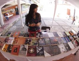 Cobertura V Feria del Libro Planeta-CUCSH 2015 organizada con el apoyo de las editoriales Planeta, Tusquets y Paidós; el Colegio de Jalisco, la Unidad Editorial del CUCSH, el CIESAS Occidente, el Fondo de Cultura Económica y Siglo XXI Editores.