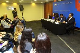 La Universidad de Guadalajara en el marco de FIL, invita a la presentación del libro Entre la equidad e igualdad digital.