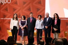 Cambio de estafeta FIL 2016