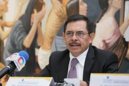 Policias, profesores y choferes, son en conjunto con personal de salud, quienes más padecen desgaste laboral.
