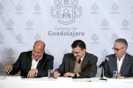 Firma de convenio UdG con el Ayuntamiento de Guadalajara