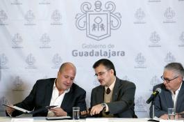 Firma de convenio UdG con el Ayuntamiento de Guadalajara