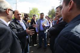 Recorrido comercios en los alrededores del CUCSH. Acude el Rector General, maestro Itzcóatl Tonatiuh Bravo Padilla y el presidente municipal de Guadalajara Enrique Alfaro