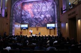 Conferencia: 10 pistas para rediseñar tu carrera como una start-up. Lecciones de contracultura digital