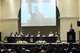 Informe de Actividades 2015-2016 del doctor César Octavio Monzón, rector de CUCEI