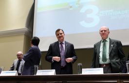 Informe de Actividades 2015-2016 del doctor César Octavio Monzón, rector de CUCEI