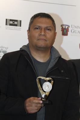 Entrega de premios Paralelos: Fipresci, Guerrero de la Prensa y Academia Jalisciense de Cinematografía, FEISAL y Minerva Fashion. 