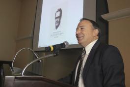 conferencia “Investigación en ingeniería sísmica”. impartida por el doctor Eduardo Miranda Mijares