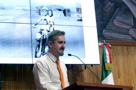 Martín  Dougiamas, ofrece la conferencia “Tendencias y novedades de tecnología a favor de la educación virtual”.