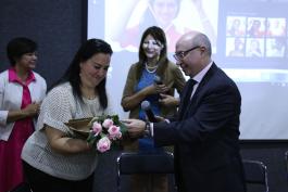 Entrega de reconocimientos a mujeres destacadas de la UdeG