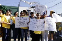 Protesta FEU alza a la tarifa de la ruta empresa