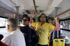 Protesta FEU alza a la tarifa de la ruta empresa