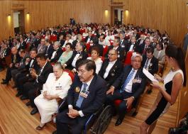 XL Aniversario de graduación de la generación 1969-1975 de Médicos cirujanos parteros. El Acto es presidido por el Rector General de la U de G Maestro  Itzcóatl Tonatiuh Bravo Padilla y el Secretario de Salud en Jalisco Dr. Jaime Agustín González Álvarez.