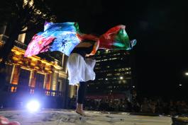 Presentación de danza experimental como tributo a Blanco de Octavio Paz a cargo de la doctoranda brasileña, Siane Araujo.