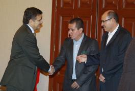 Entrega de reconocimientos a las diez mejores instituciones de educación superior públicas y privadas de la Universiada Nacional 2015 y Firma de la convocatoria de la Universiada 2016 en la UdeG. 