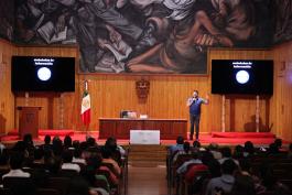 Conferencia "Paradigmas en los museos del siglo XXI" de Ricardo Rubiales.