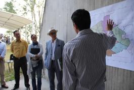 Alumnos presentan propuestas de planeación urbana para el municipio.