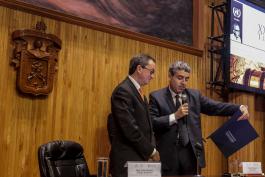 Cátedra Magistral ¿Cómo se hace el derecho internacional? La labor de la Comisión de Derecho Internacional Embajador Juan Manuel Gómez Robledo Subsecretario para Asuntos Multilaterales y Derechos Humanos, Secretaría de Relaciones Exteriores.