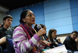 Mesa redonda “Mujer, violencia y deporte”.