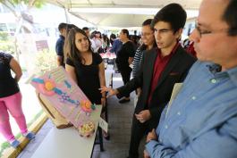 Inauguración de la exposición de proyectos bioquímicos