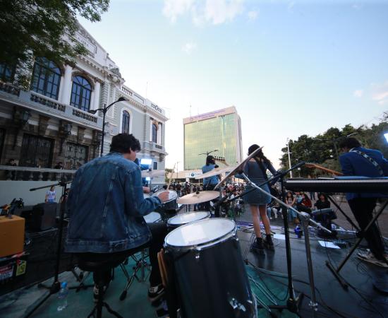 Late la Rambla Cataluña con el talento de estudiantes de la UdeG
