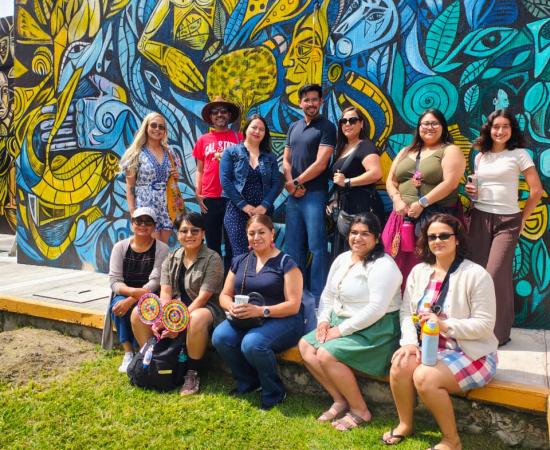 Estudiantes y profesores de Los Ángeles participan en programa de inmersión lingüística y cultural