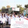Trabajan bajo protesta los médicos residentes y médicos internos de perorado, por el incumplimiento de la entrega de uniformes desde el 2014 por parte de la Secretaría de Salud.